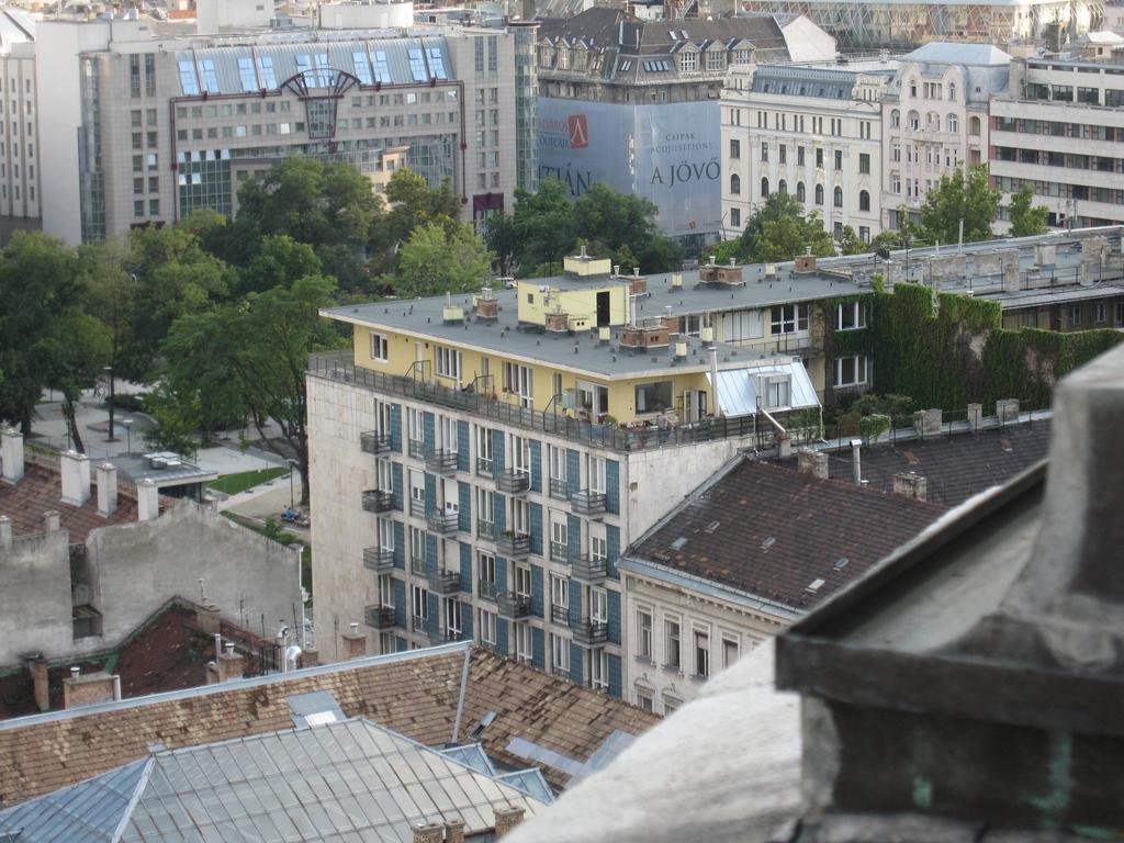 Be a Budapester3 Cameră foto